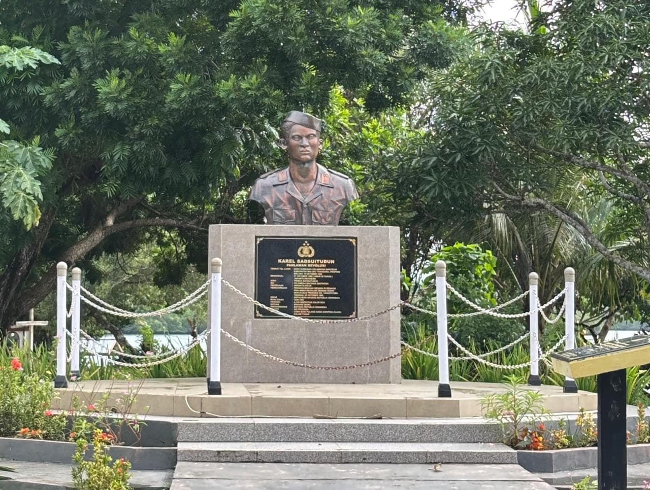 Monumen Karel di Ohoi Rumadian, Maluku Tenggara mengenang perjuangan sejarah Kepulauan Kei